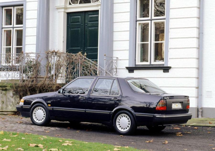  Saab 9000 1984 года  (фото 2 из 9)